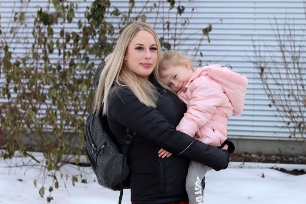 image of an Okanagan College Student with her daughter