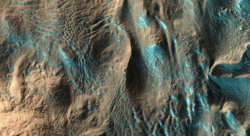 The Penticton crater on Mars has seasonal ice, as shown in this NASA photo